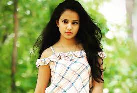Vaishnavi Chaitanya Indian film Actress Wiki ,Bio, Profile, Unknown Facts and Family Details revealed